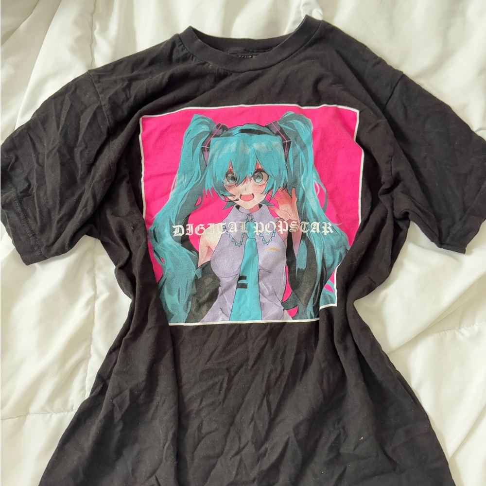 Hatsune Miku graphic tee